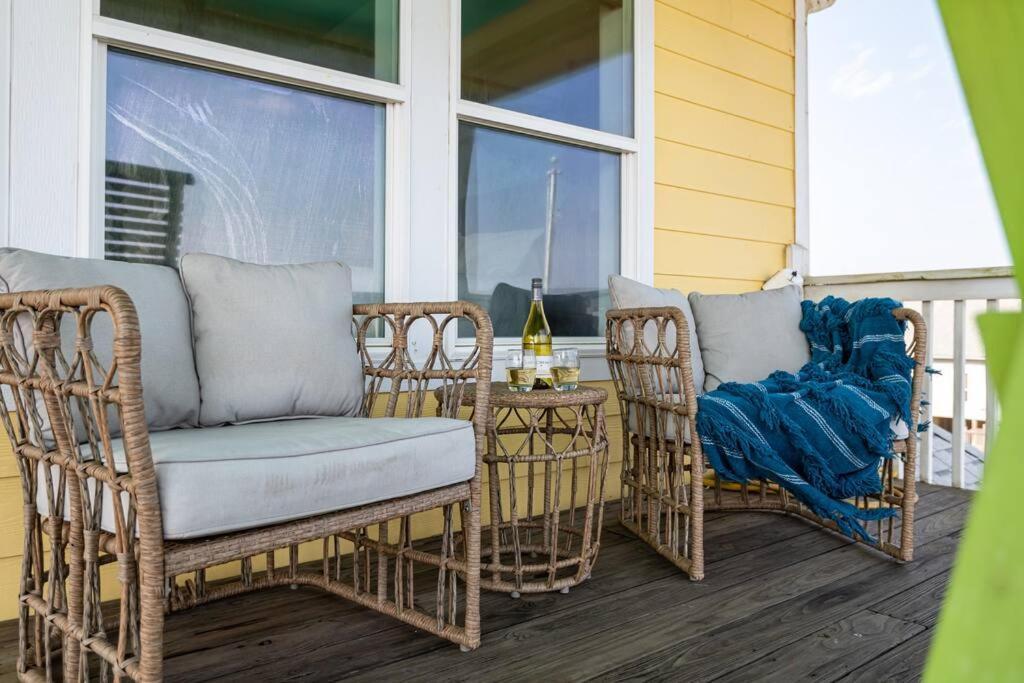 Вілла Beachfront*Spectacular View*4 Bd*Sleeps 14 Bolivar Peninsula Екстер'єр фото